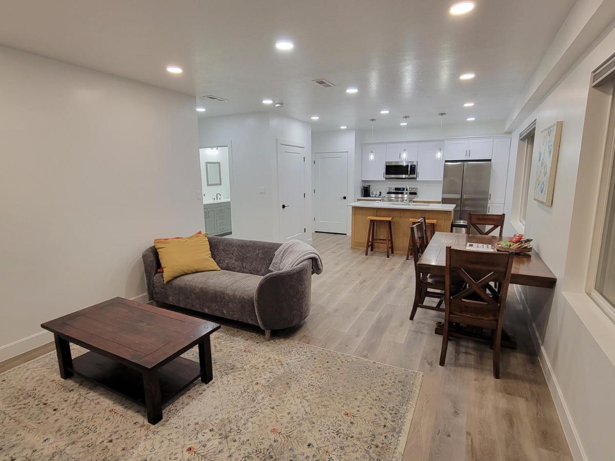 Spacious & Modern Apartment, Close To Universities And Mountains Mapleton Экстерьер фото