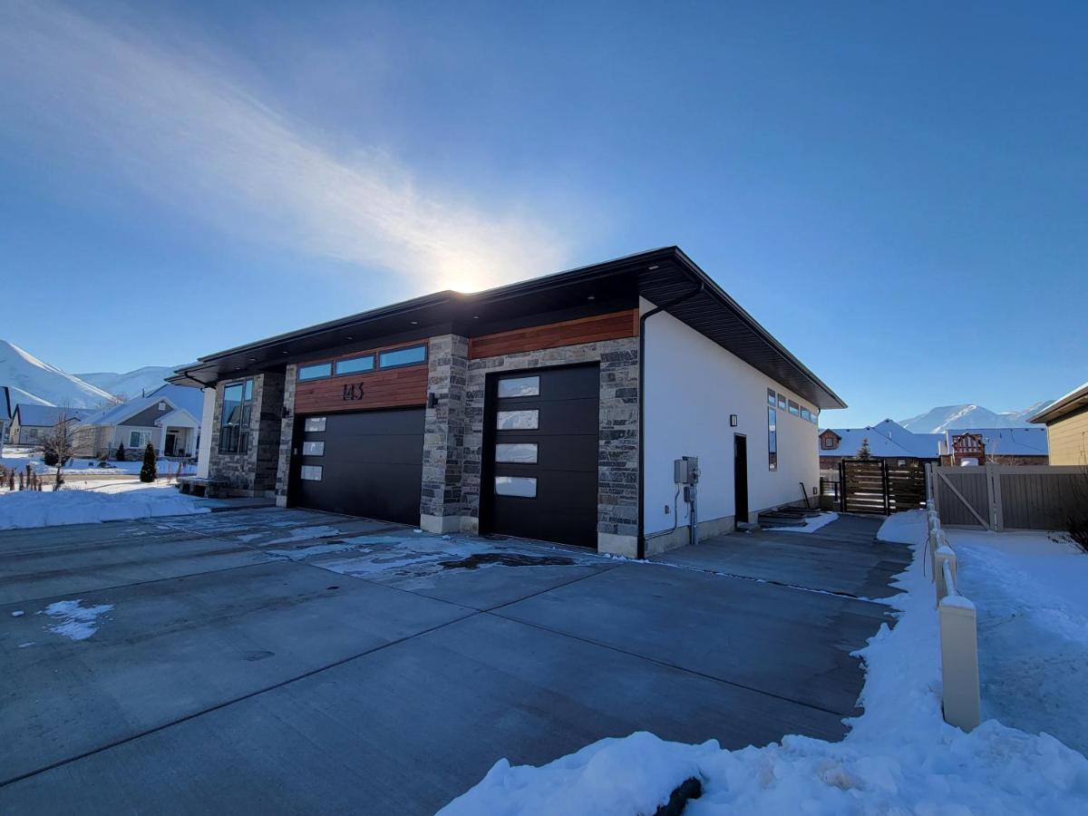 Spacious & Modern Apartment, Close To Universities And Mountains Mapleton Экстерьер фото